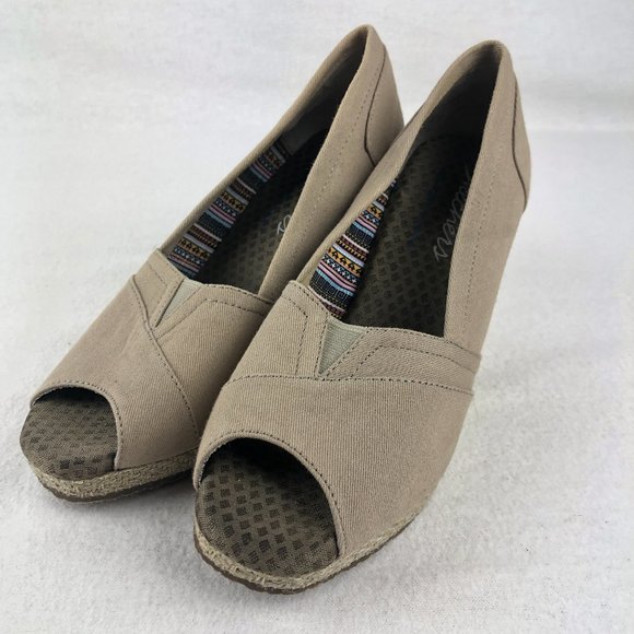 Sketchers Memory Foam Wedge Heels- Size 5 - Picture 1 of 5